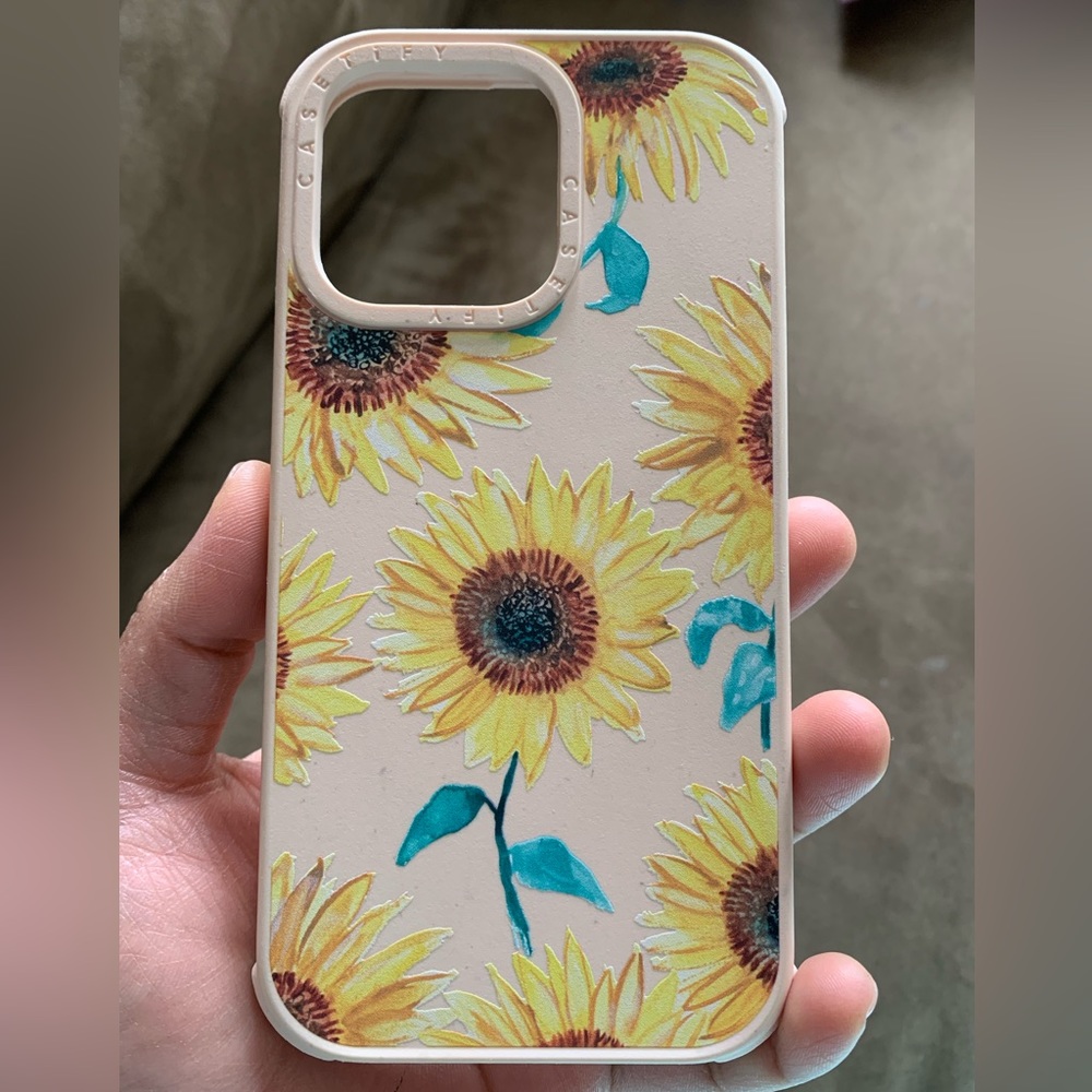 Casetify iPhone 13 Pro Phone Case Sunflowers Like New EUC